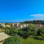 Daire Mare E Mimose By World *